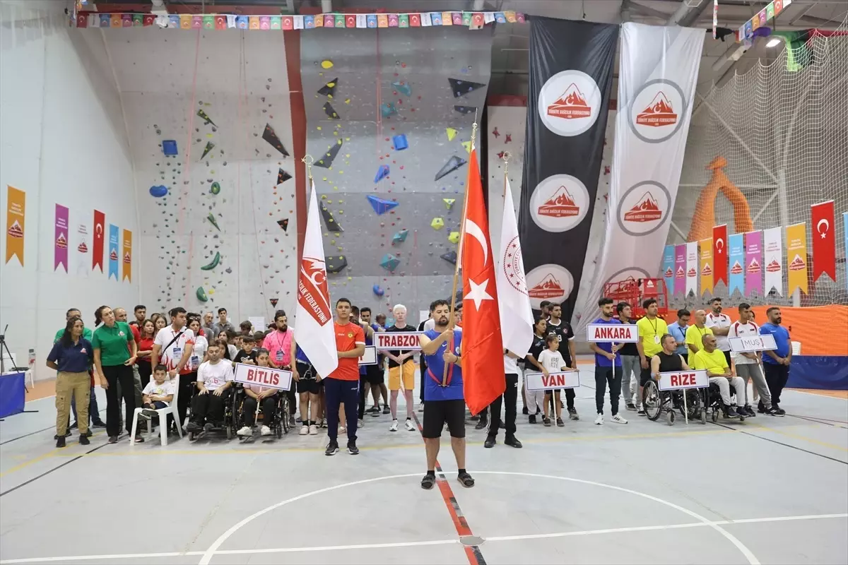 Nevşehir'de Para Tırmanış Türkiye Şampiyonası Başladı