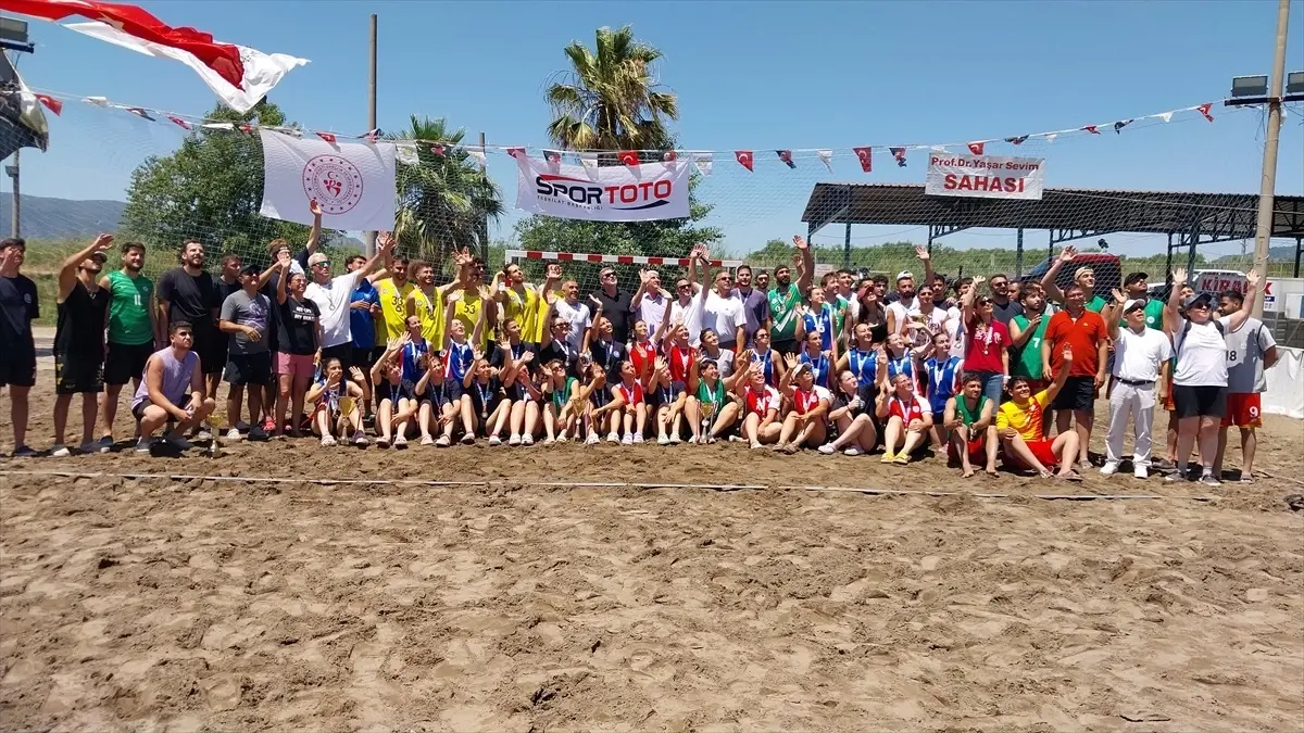 26. Üniversiteler Plaj Hentbolu Türkiye Şampiyonası Köyceğiz'de Gerçekleşti