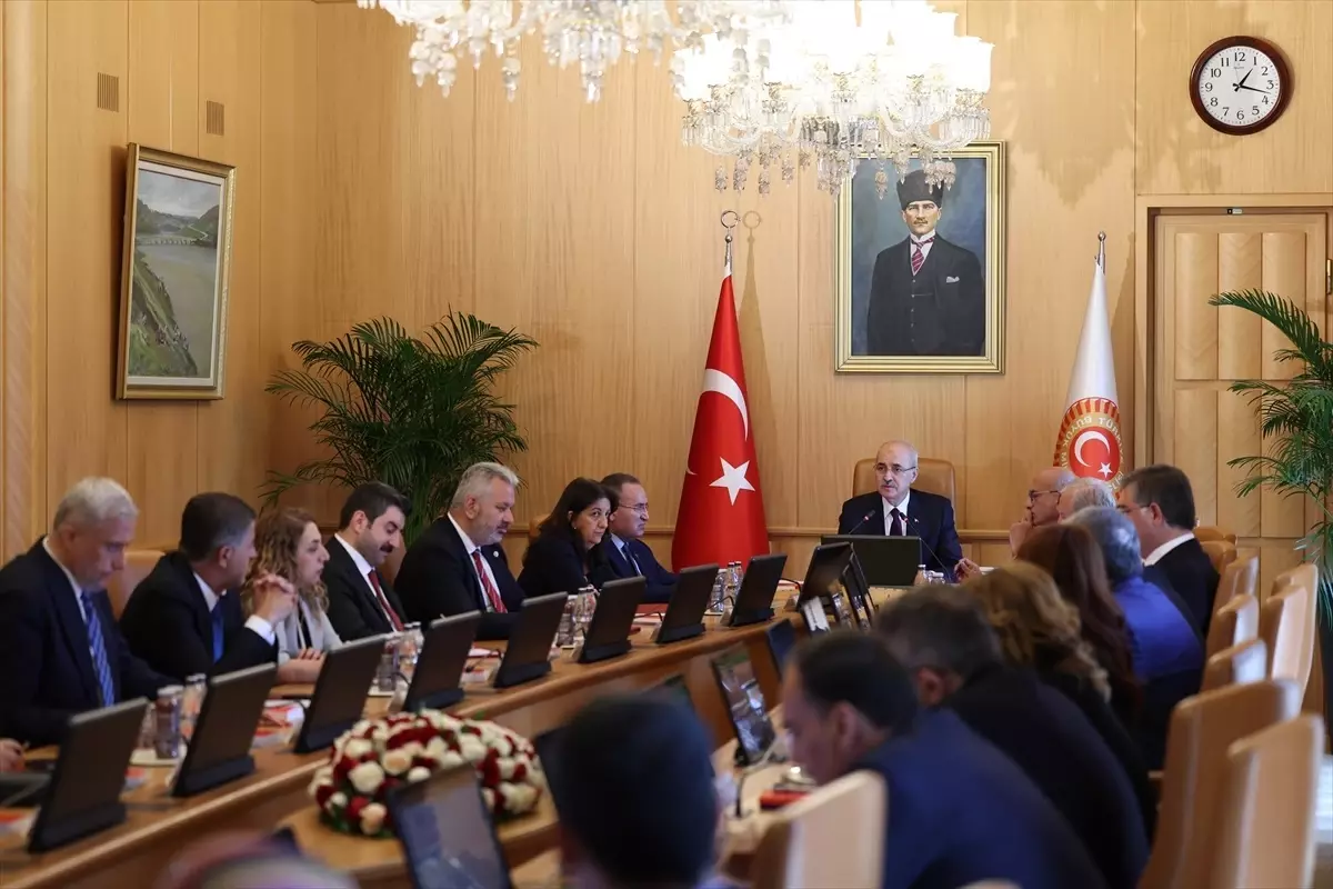 TBMM Başkanlık Divanı'nın İlk Toplantısı Gerçekleşti