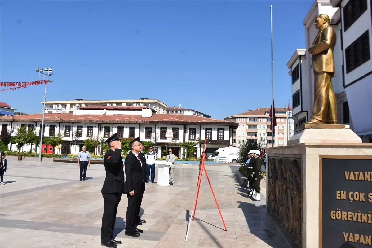 30 Ağustos Zafer Bayramı ve Türk Silahlı Kuvvetleri Günü dolayısıyla törenler düzenlendi.