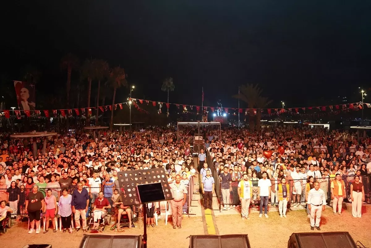 Finike Festivali ve Kabotaj Bayramı Şenlikleri başladı