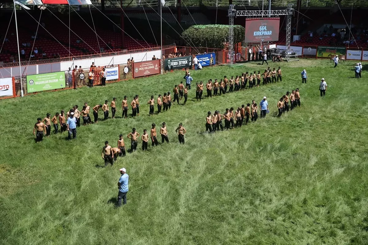 664. Tarihi Kırkpınar Yağlı Güreşleri Başladı