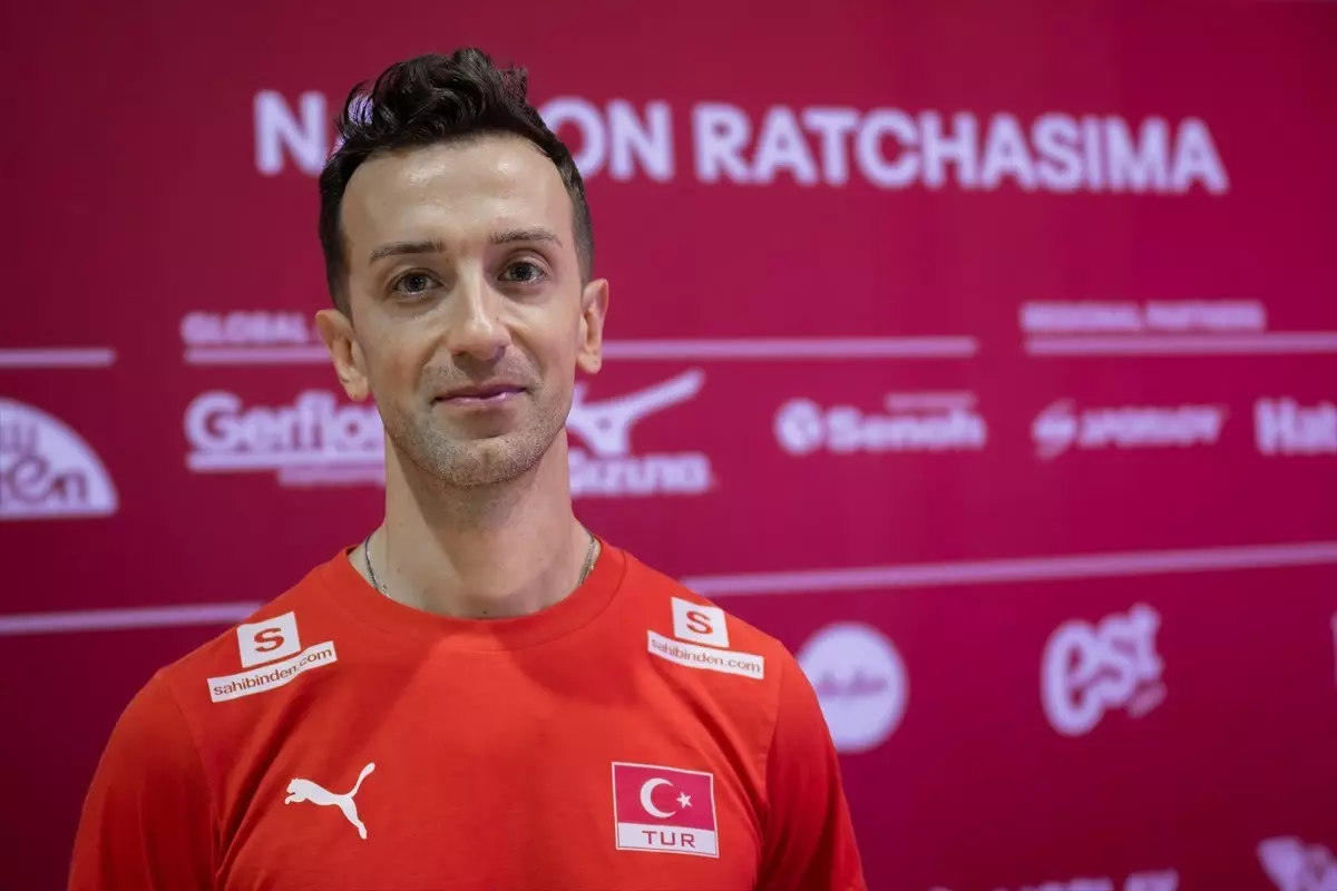 A Milli Kadın Voleybol Takımı İspanya'ya Karşı Zorlu Başlangıç: Santarelli'den Uyarı!