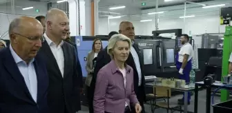 AB Komisyonu Başkanı von der Leyen, Bulgaristan'ın Silah Fabrikasını Ziyaret Etti