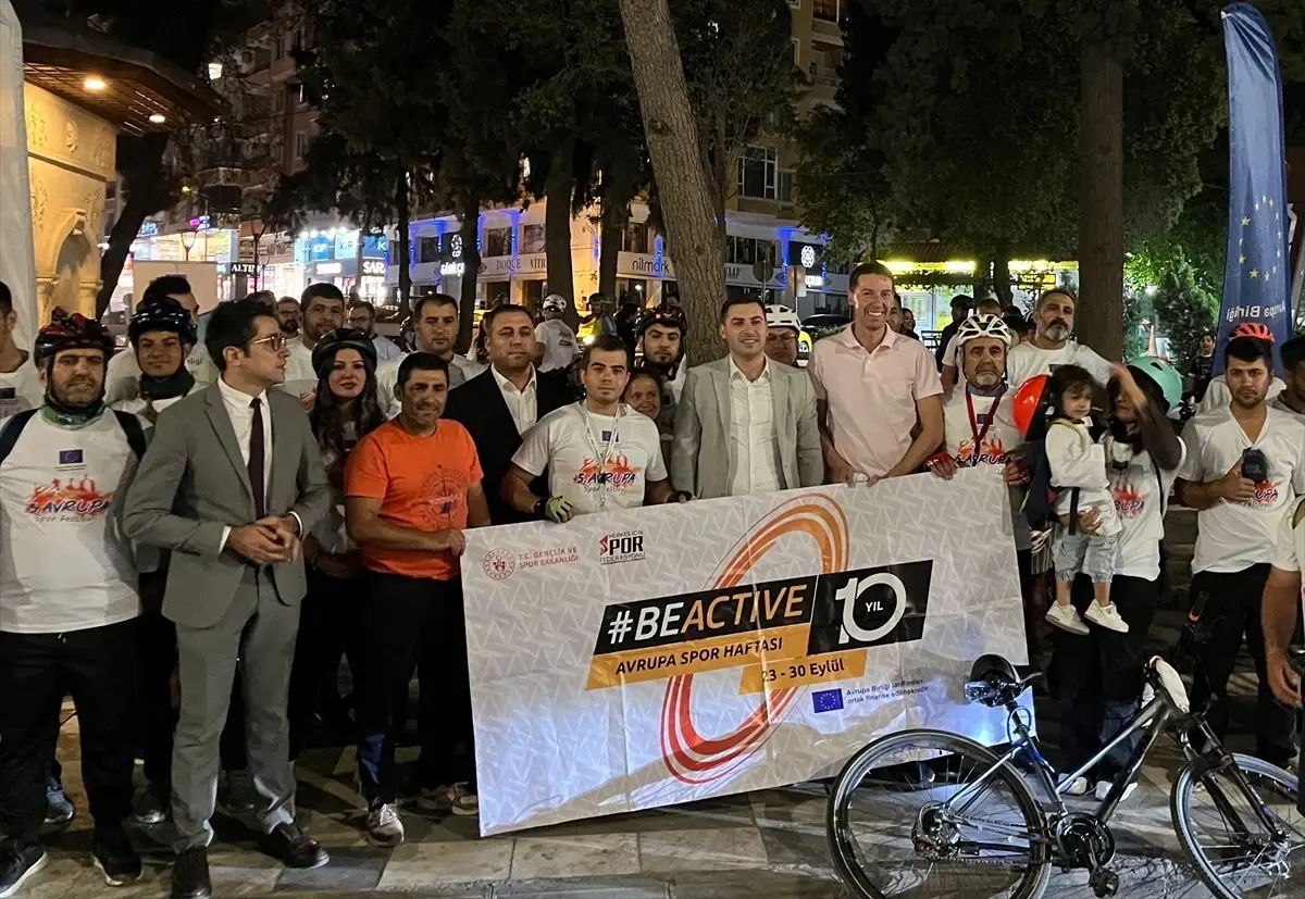 AB Türkiye Delegasyonu Maslahatgüzarı Vilcinskas, Şanlıurfa'da Bisiklet Turuna Katıldı