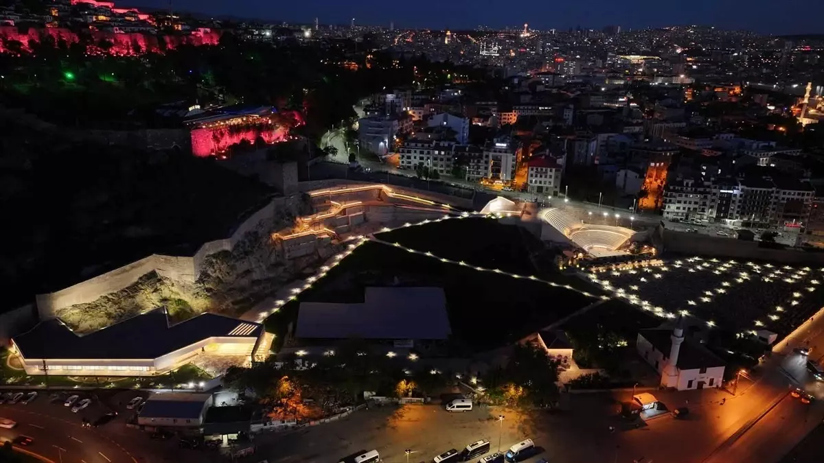 Ankara'da Roma Tiyatrosu ve Arkeopark Projesi Restorasyonu Tamamlandı