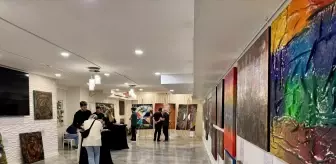 Cihan Yıldız'ın Soyut Sanat Seçkisi İlk Defa Sergilendi