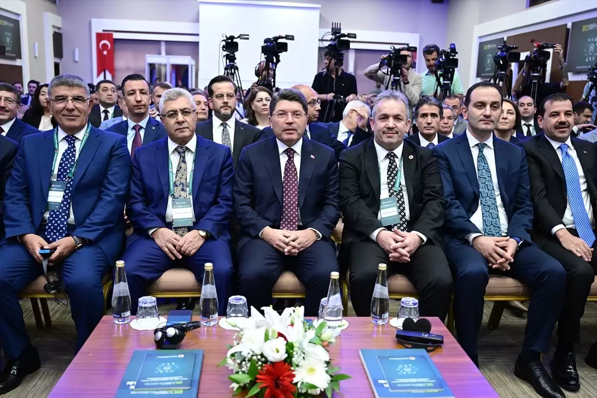 Adalet Bakanı Tunç Antalya'daki Uluslararası 20. Adli Tıp Günleri'nde konuştu Açıklaması