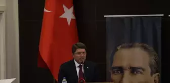 Adalet Bakanı Tunç, Çanakkale'de sivil toplum kuruluşlarının temsilcileriyle buluştu