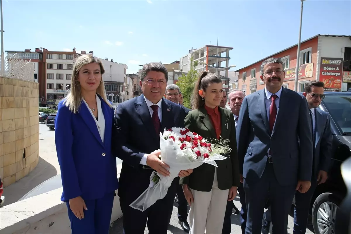 Adalet Bakanı Tunç, Hakkari Adalet Sarayı Temel Atma Töreni'nde konuştu Açıklaması