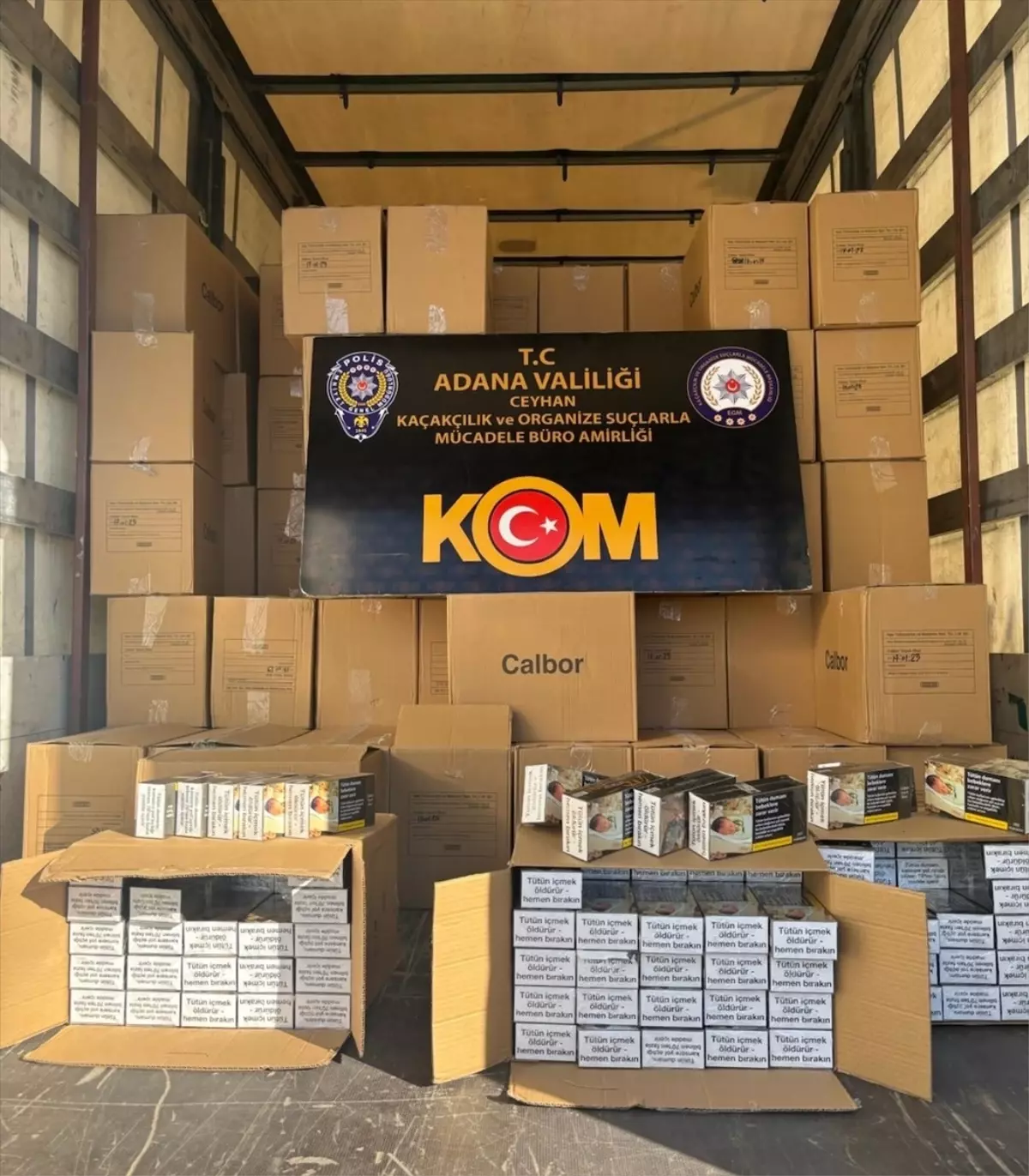 Adana'da 11 Milyon Makaron Ele Geçirildi, 5 Gözaltı