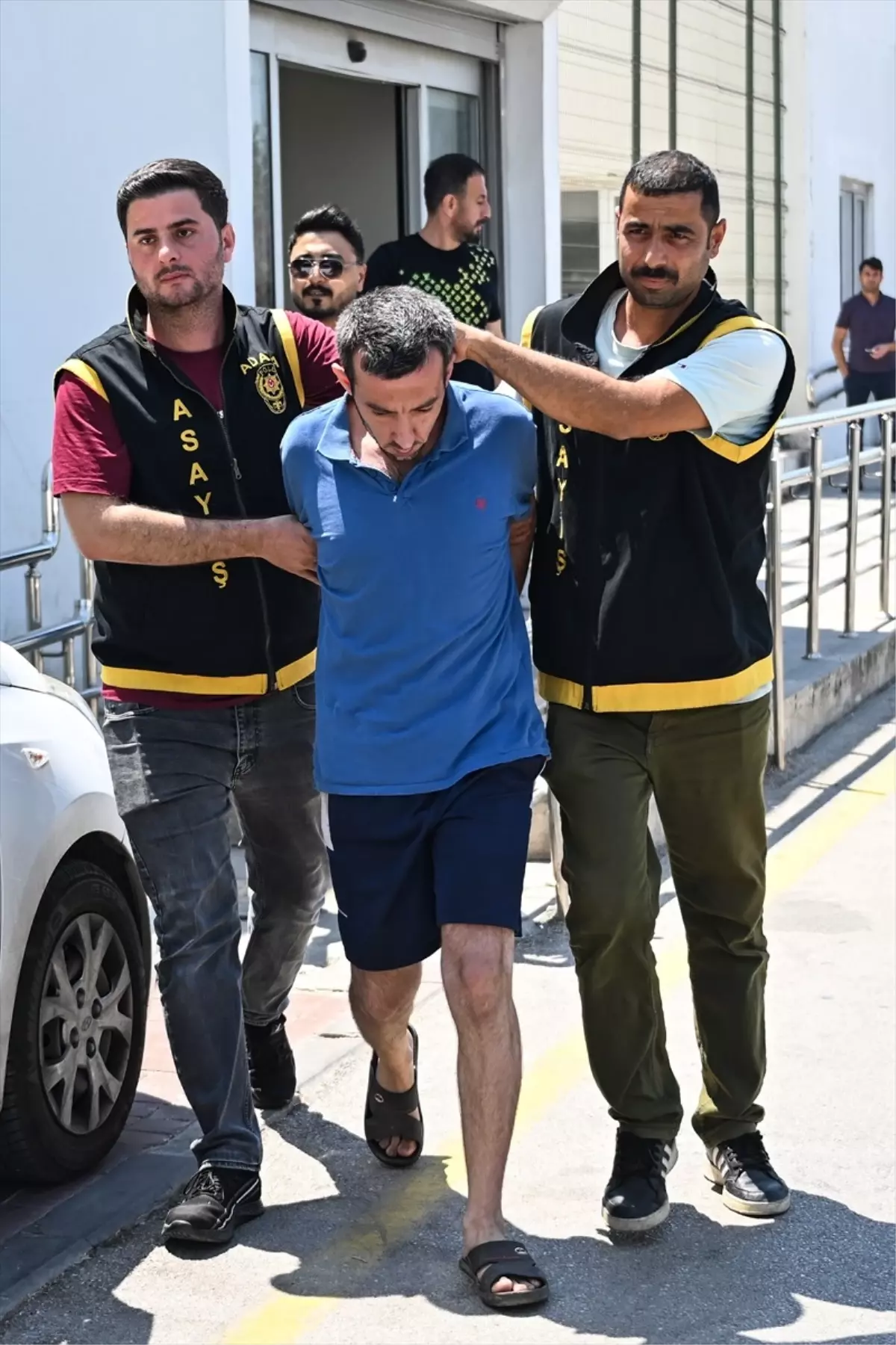 Annesini Sopayla Öldüren Oğul Tutuklandı