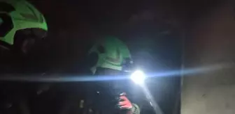 Adana'da Apartman Dairesinde Yangın Çıktı