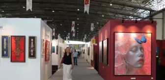 Adana'da Çağdaş Sanat Fuarı Başladı