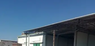 Adana'da Çırçır Fabrikası Deposunda Yangın