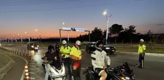 Adana'da denetimlerde 16 motosiklet trafikten menedildi