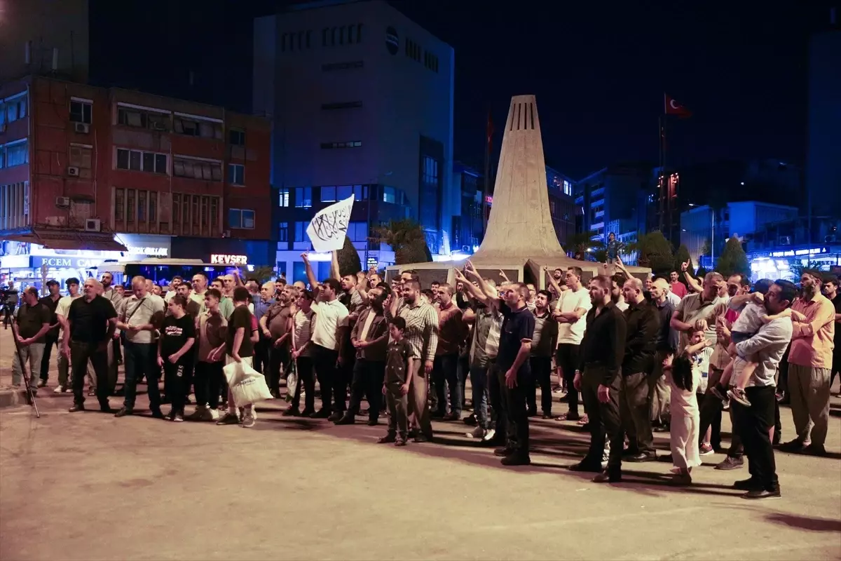 Adana'da Filistin'e Destek İçin Basın Açıklaması Yapıldı