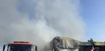 Adana'daki Geri Dönüşüm Tesisinde Yangın Kontrol Altına Alındı