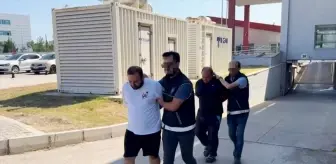 Adana'da Kaçak İkmal Operasyonu: 4 Bin Paket Sigara ve 1280 Elektronik Sigara Ele Geçirildi