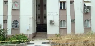Adana'da Apartmanda Merdiven Çöktü, 20 Kişi Tahliye Edildi