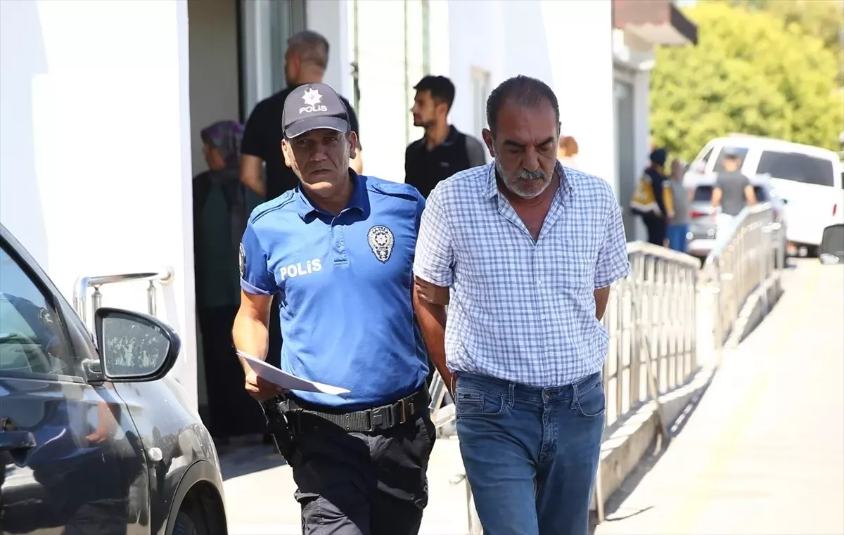 Adana'da Motosiklet Kazası: Taksici Tutuklandı
