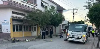 Adana'da Bisikletli Çocuğa Panelvan Çarptı: Hayatını Kaybetti
