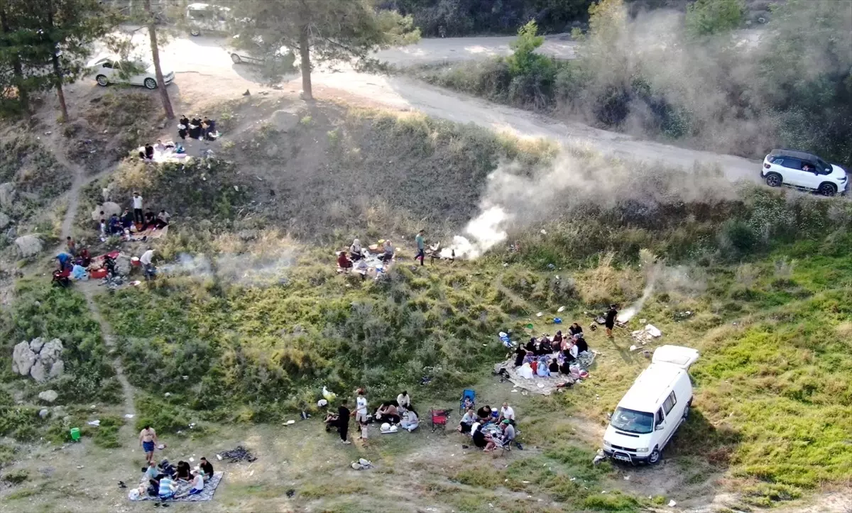 Adana'da Dronla Orman Yangınına Karşı Uyarılar Yapıldı