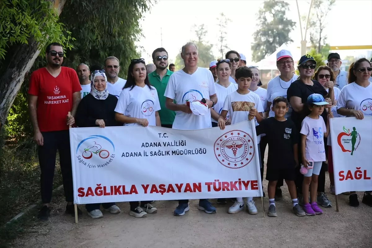 Adana'da Sağlıklı Yaşam Yürüyüşü Düzenlendi