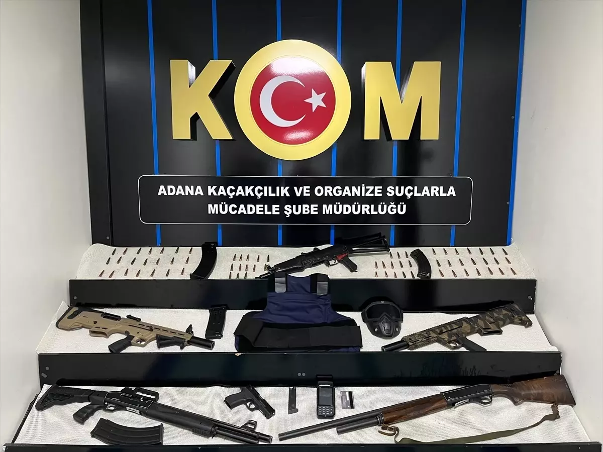 Adana'da Silah ve Kaçak Alkol Operasyonu: İki Kişi Tutuklandı
