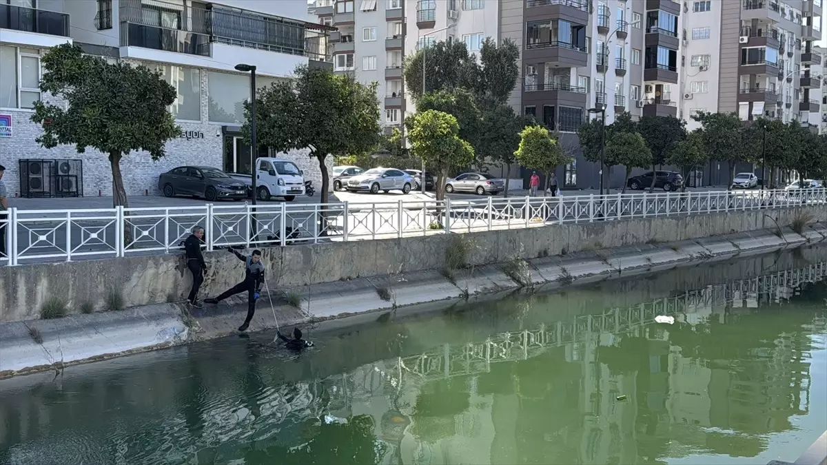 Adana'da Sulama Kanalına Giren Genç Boğuldu