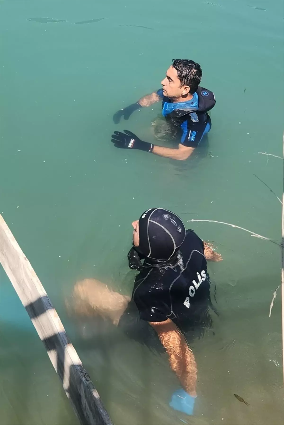 Adana'da Sulama Kanalında Erkek Cesedi Bulundu