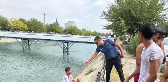 Boğulma Tehlikesine Karşı Önlem: Çocuklar Yüzme Havuzuna Götürüldü