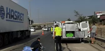 Adana'da Otoyolda Tırın Çarptığı Yaya Hayatını Kaybetti