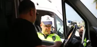 Adana'da Öğrenci Servislerine Denetim Yapıldı