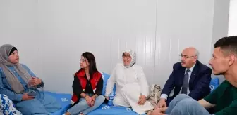 Adana Valisi Köşger, Filistinli Ailelerle Buluştu