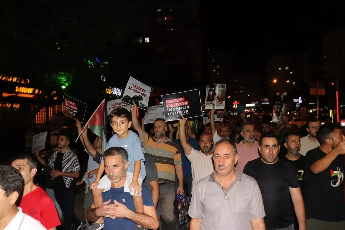 Adana ve Osmaniye'de Filistin'e Destek Yürüyüşü Düzenlendi