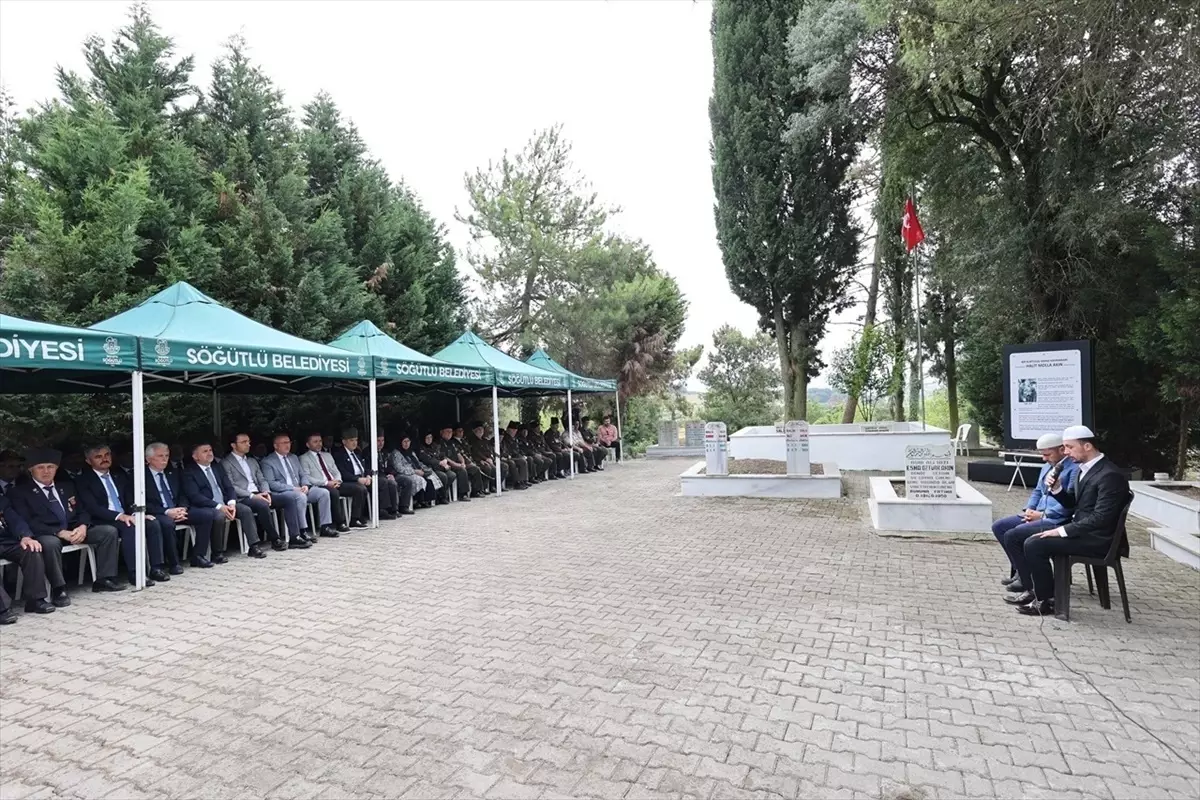 Adapazarı'nın düşman işgalinden kurtuluşunun 104. yılı kutlandı