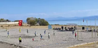 Adilcevaz'da 2025 Plaj Futbolu Ligi Etap Müsabakaları Başladı