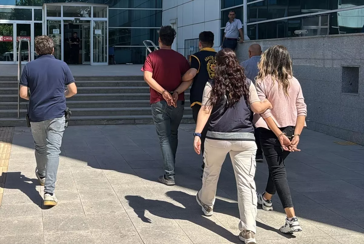 Adıyaman'da Konteyner Kentte Çamaşır Makinesi Hırsızlığı: Karı Koca Yakalandı