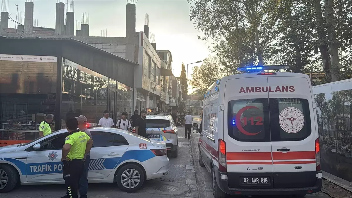 Adıyaman'da Bıçaklı Kavga: 2 Yaralı