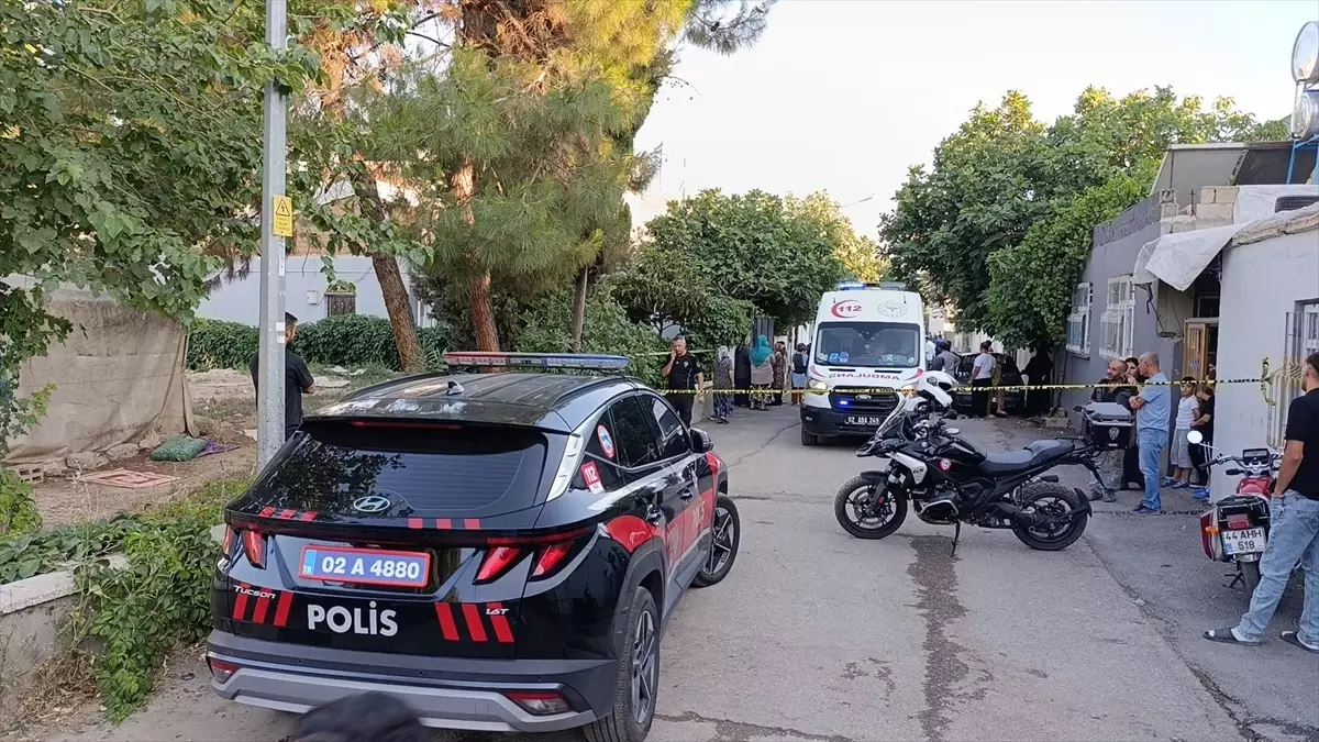 Adıyaman'da Bıçaklı Kavga: 1 Yaralı
