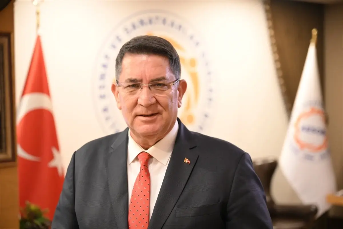 AESOB Başkanı Adlıhan Dere'den 30 Ağustos Zafer Bayramı mesajı