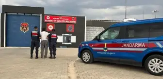 Afyonkarahisar'da Hakkında Kesinleşmiş Hapis Cezası Bulunan İki Hükümlü Yakalandı