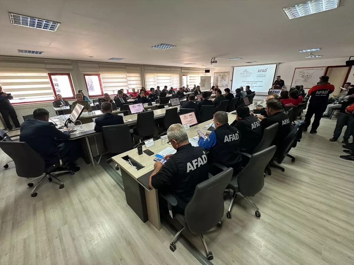 Afyonkarahisar'da 6,1 Büyüklüğünde Deprem Tatbikatı Gerçekleştirildi