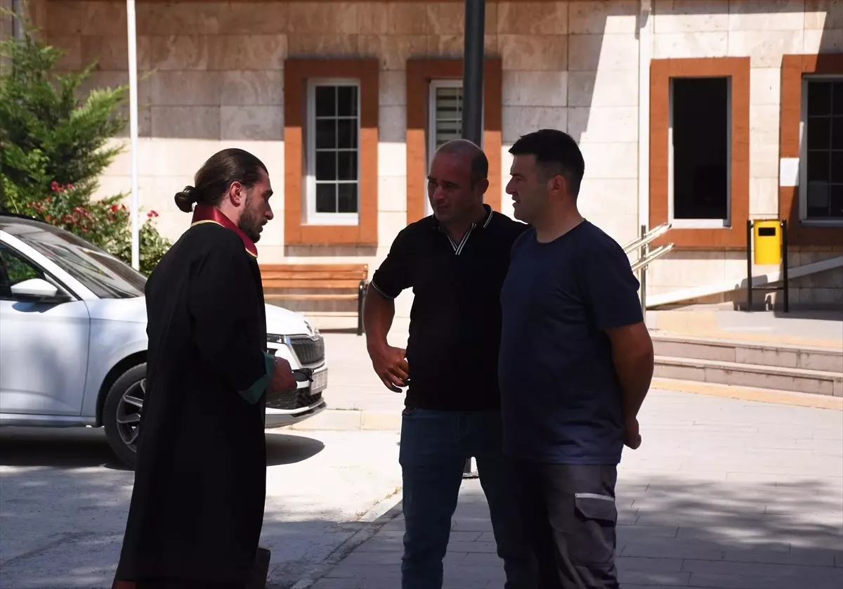 Tarım İşçilerini Taşıyan Minibüs Kazası Davasında Sanığa 16 Yıl 1 Ay Hapis Cezası