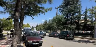Afyonkarahisar'da Boşanma Aşamasındaki Eşine ve Aile Üyelerine Saldırı