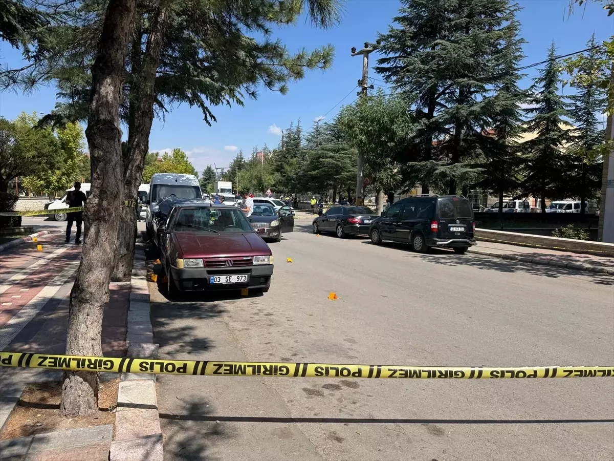 Afyonkarahisar'da Boşanma Aşamasındaki Eşine ve Aile Üyelerine Saldırı
