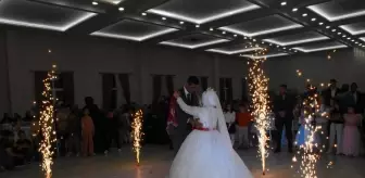 İşitme Engelli Çiftin Unutulmaz Nikah Töreni