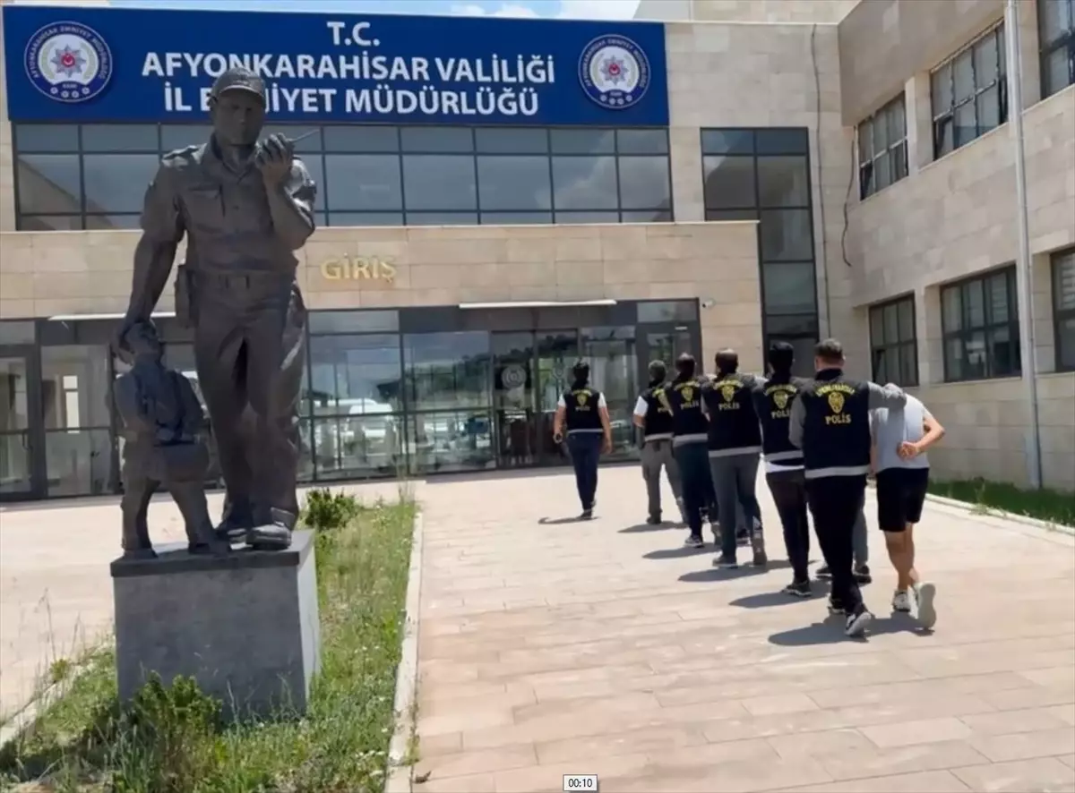 Afyonkarahisar'da Kablo Hırsızlığına 5 Tutuklama