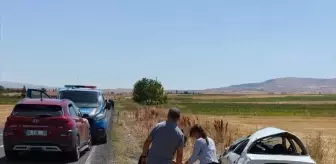 Afyonkarahisar'da Otomobil Takla Attı: 4 Yarı